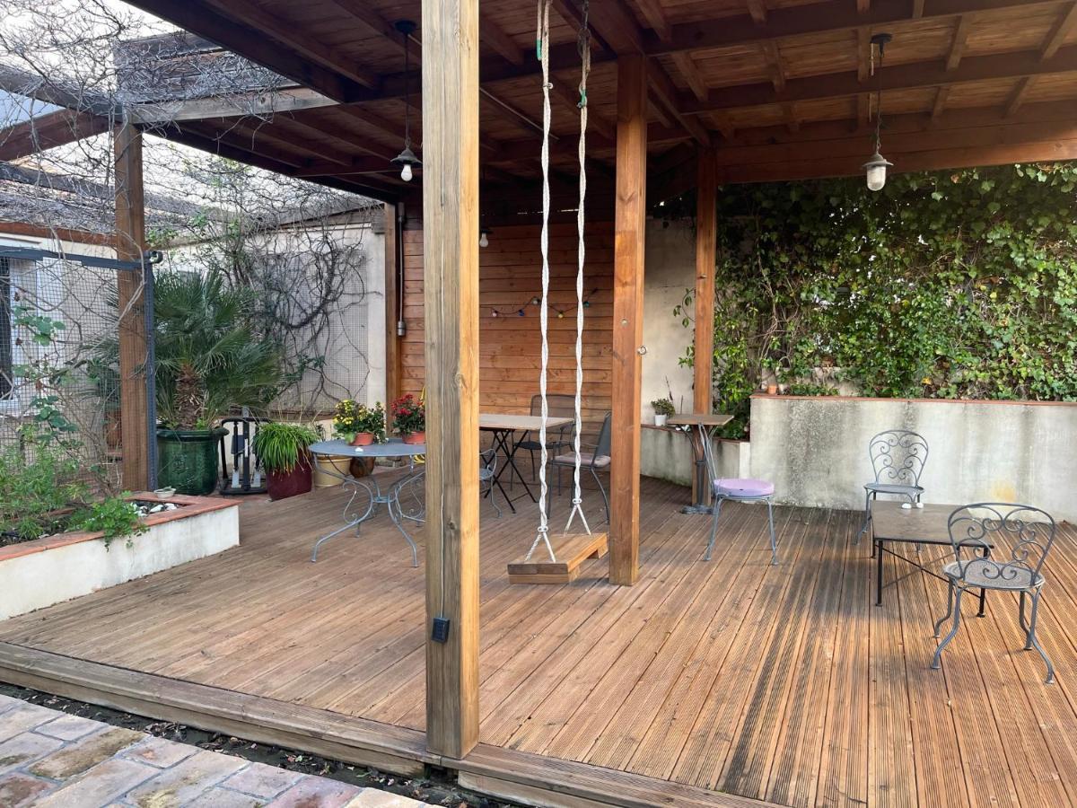 Maison Chaleureuse Avec Grande Terrasse Nîmes Buitenkant foto
